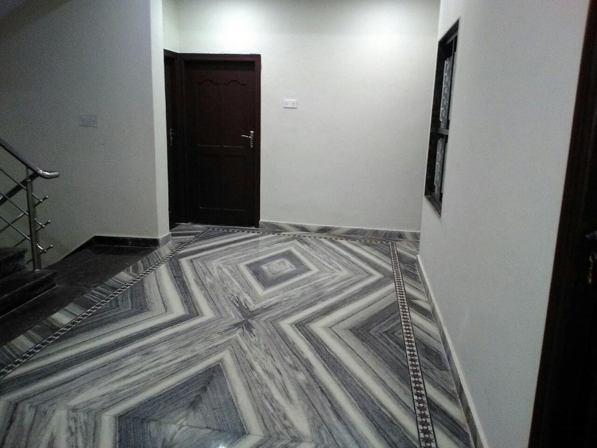 Hotel Gateway Kailash バラナシ エクステリア 写真